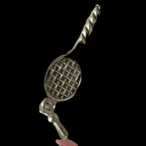 NWT handmade rare Tennis Prep artist / luxury earrings hypoallergenic .925 - Picture 4 of 7